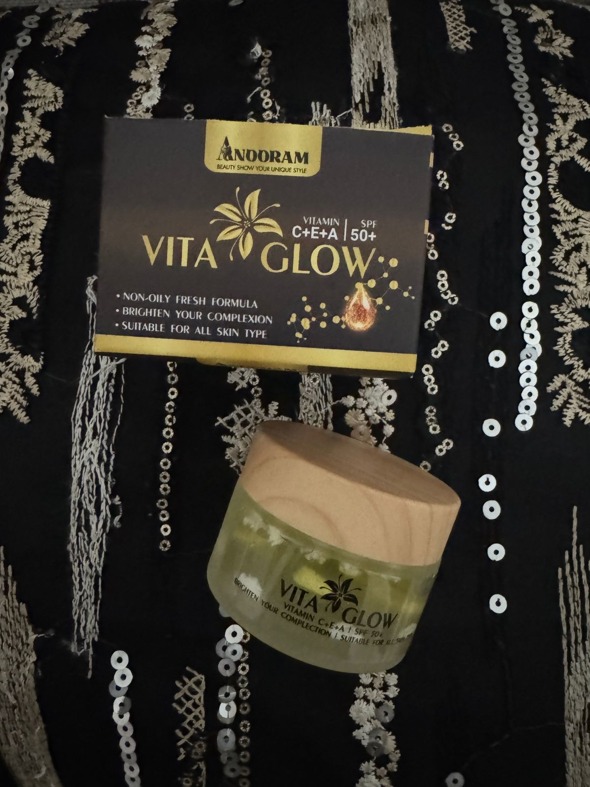 Vita Glow Brightening Gel – SPF 50+ | Vitamin C+E+A